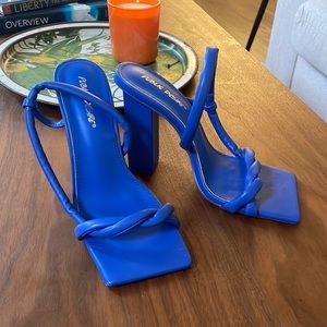 Blue square toe heels